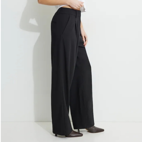 Dynamite Wide Leg High-Waist Black Dress Pants - Picture 2 of 10